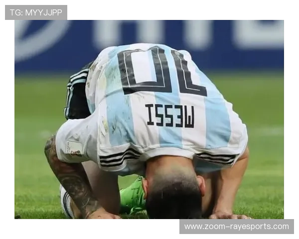 青岛足球球星卡全景揭秘 聚焦本土球员与传奇人物的闪耀瞬间